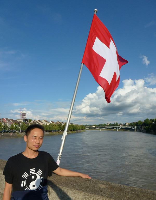 卢森堡队战胜奥地利，成功卫冕