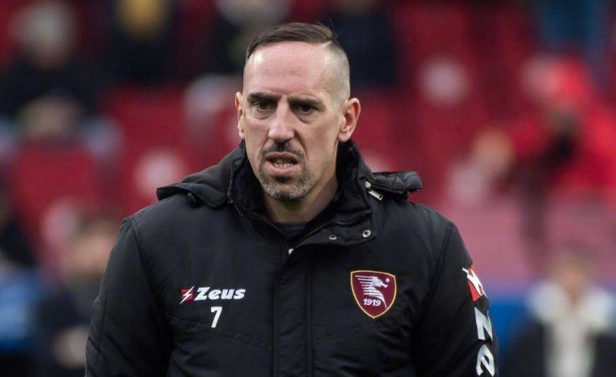 包含萨索洛意外胜出，打破意甲豪门连胜的词条