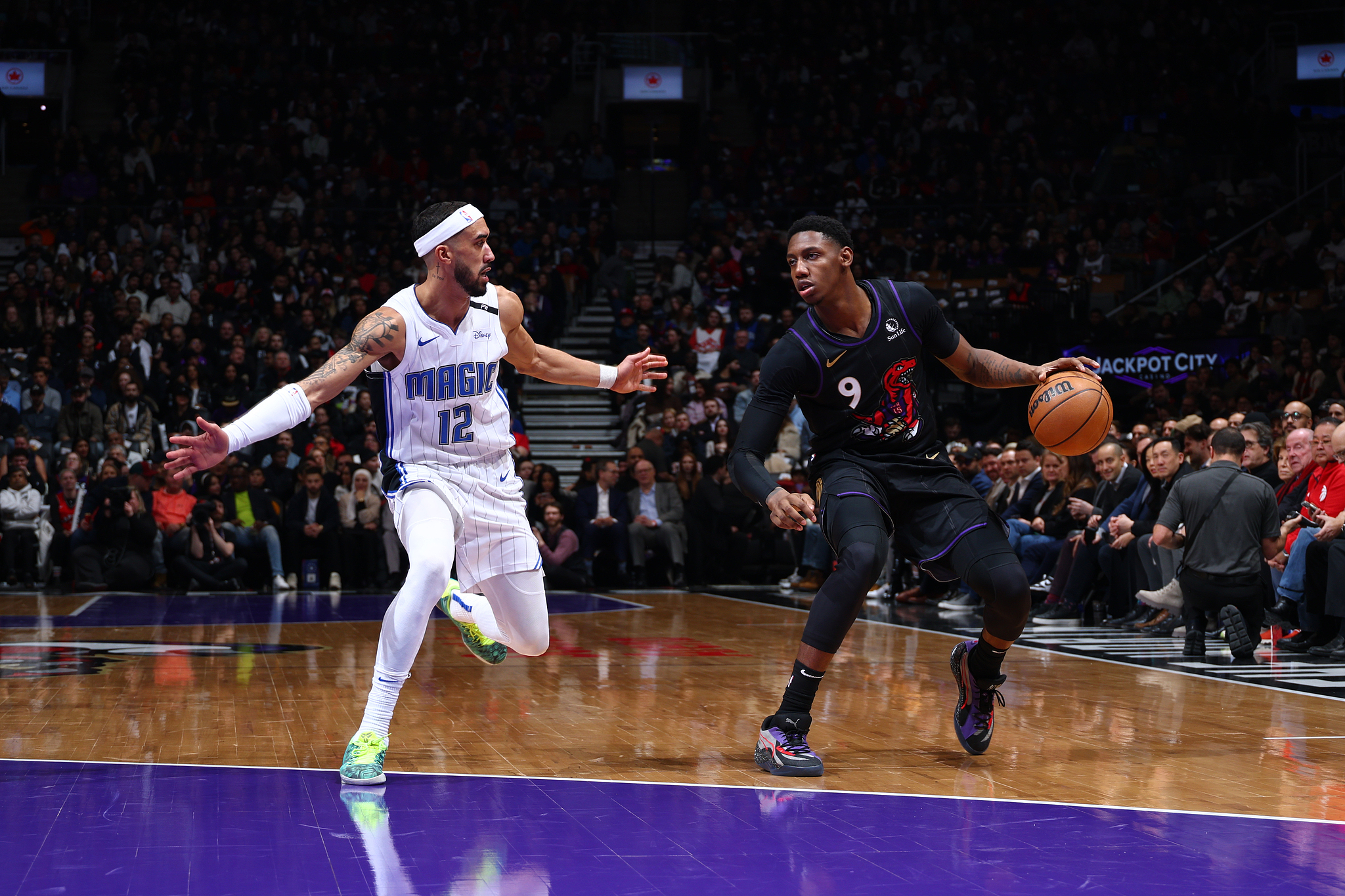 猛龙胜魔术：伊巴卡内线砍+导演绝杀的简单介绍