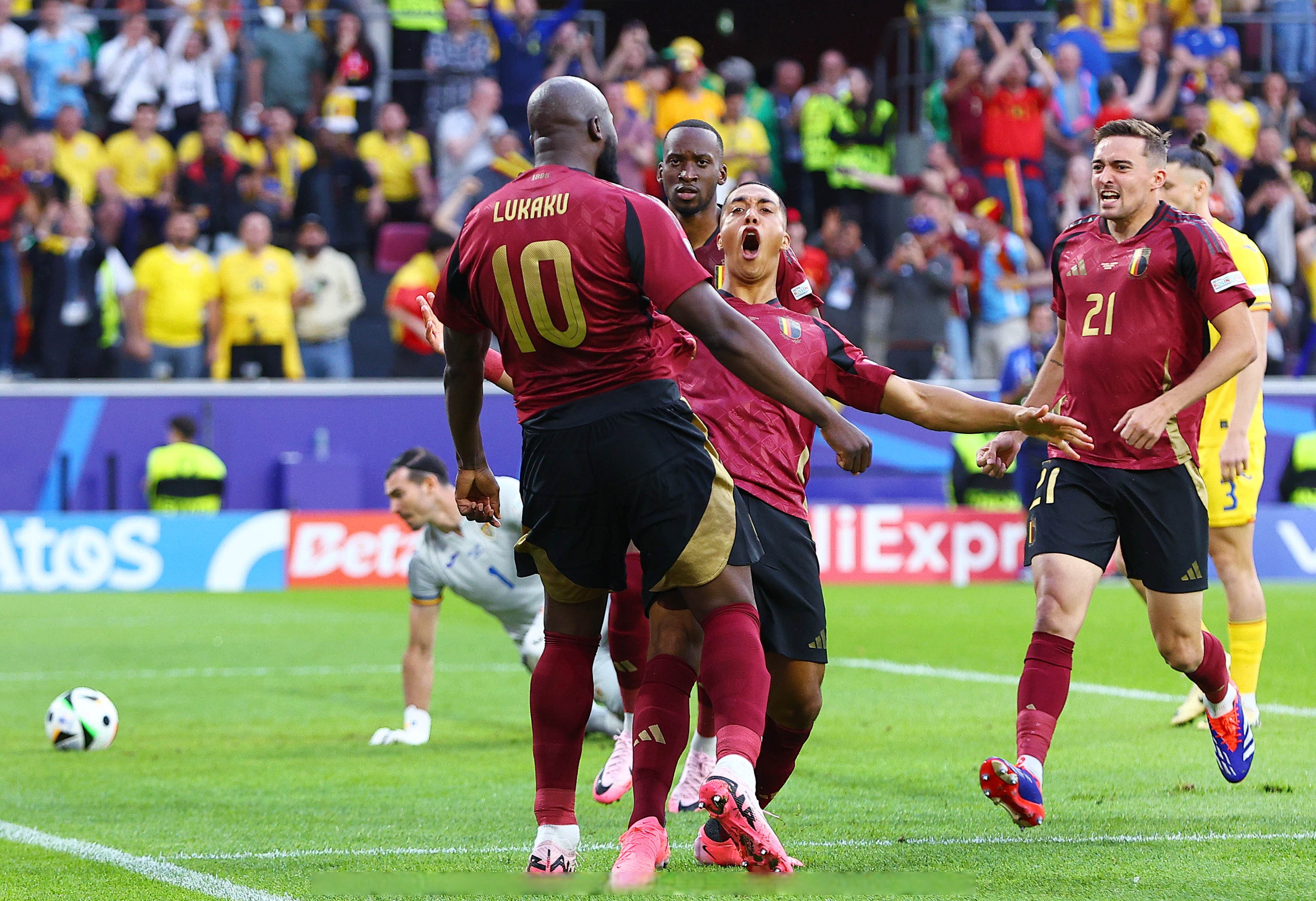 斯洛伐克队晋级比利时半决赛，波兰结束征程的简单介绍