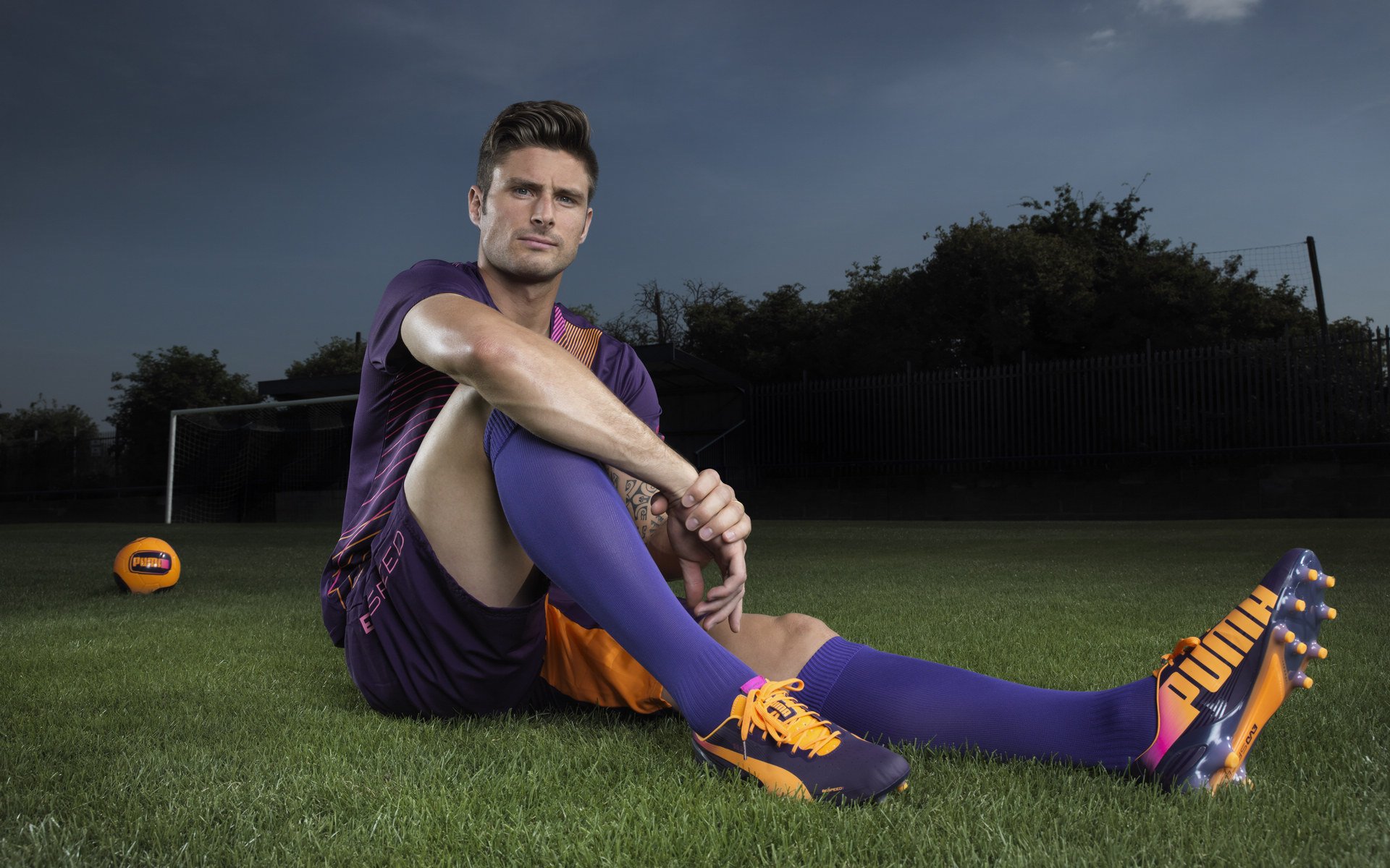 足球赛场焦点！瑞士队对阵英格兰队，连胜纪录继续刷新，球队势不可挡